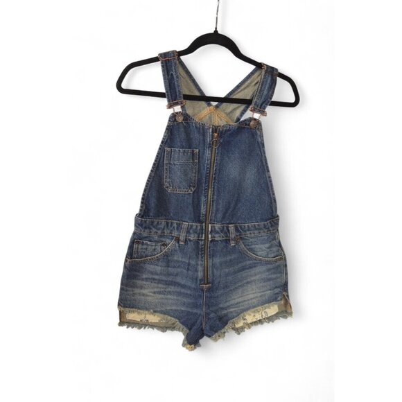 Free People Denim Overalls Romper Size: 2 Blue Zip Front Frayed Shorts Pockets - Picture 1 of 2